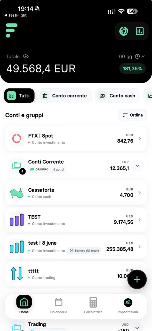 Dashboard reale di FinHub con conti, gruppi e patrimonio totale